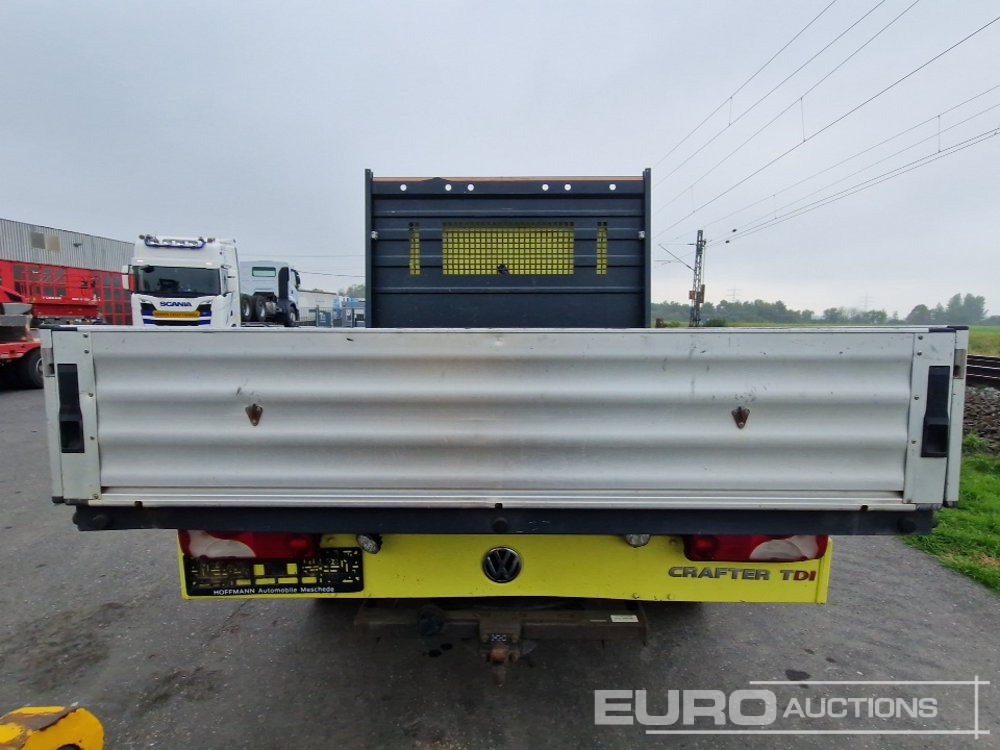 2011 Volkswagen Crafter - الشاحنات الصغيرة المسطحة: صور 4 2011 Volkswagen Crafter - الشاحنات الصغيرة المسطحة: صور 4