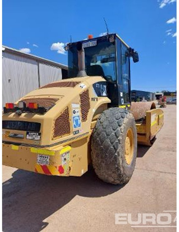 2012 CAT CP76XT - مدحلة: صور 4 2012 CAT CP76XT - مدحلة: صور 4