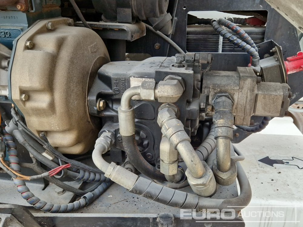 رافعات سلة مفصلية 2012 JLG 340AJ: صور 20