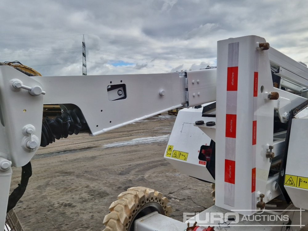 رافعات سلة مفصلية 2012 JLG 340AJ: صور 14