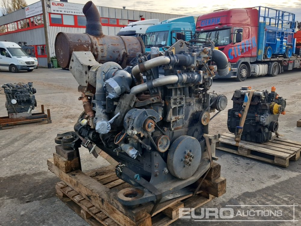 2012 Komatsu 6 Cylinder Turbo Diesel Engine to suit PC700 - المحرك: صور 4 2012 Komatsu 6 Cylinder Turbo Diesel Engine to suit PC700 - المحرك: صور 4