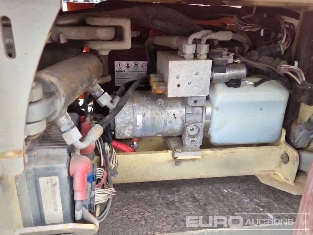 منصات هيدروليكية متنقلة 2013 JLG 1230ES: صور 18