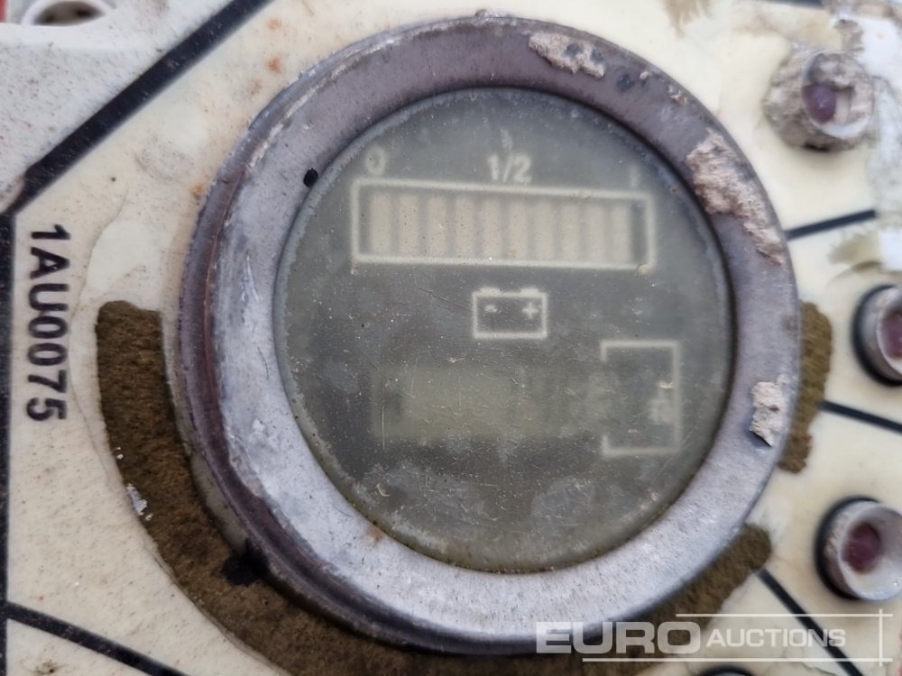 2014 ATN PIAF 880R - منصات هيدروليكية متنقلة: صور 5 2014 ATN PIAF 880R - منصات هيدروليكية متنقلة: صور 5