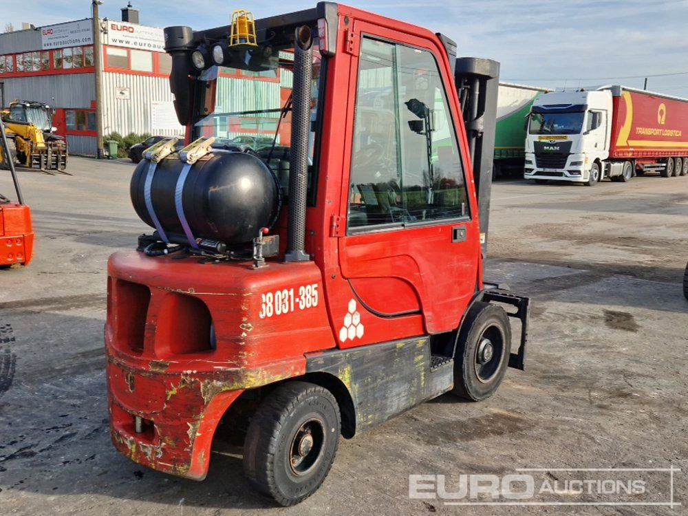2014 Hyster H3-0FT - رافعة شوكية: صور 4 2014 Hyster H3-0FT - رافعة شوكية: صور 4
