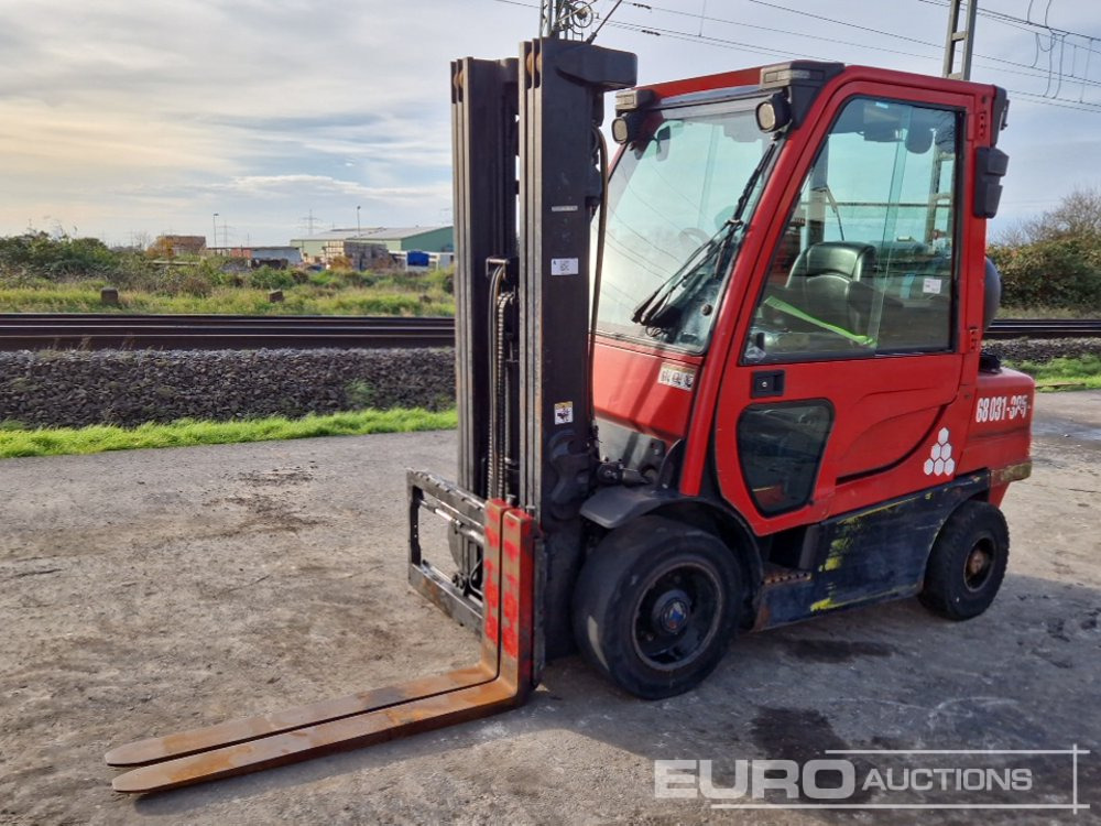 2014 Hyster H3-0FT - رافعة شوكية: صور 1 2014 Hyster H3-0FT - رافعة شوكية: صور 1
