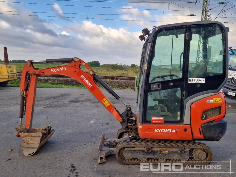 2014 Kubota KX019-4 - حفارة مصغرة: صور 2 2014 Kubota KX019-4 - حفارة مصغرة: صور 2