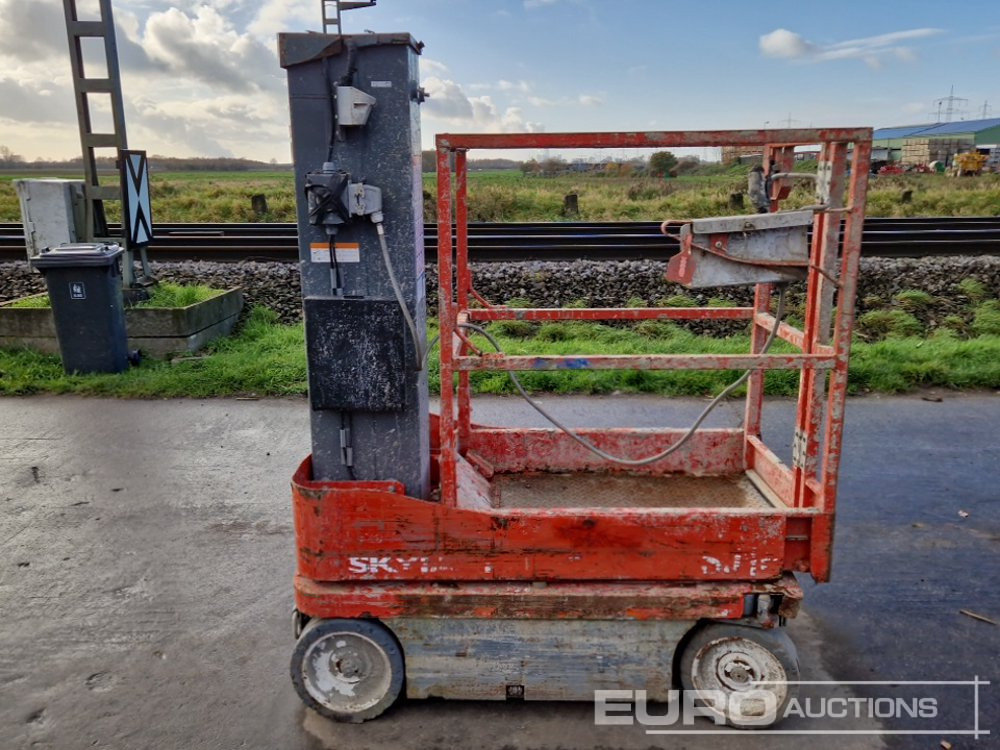 2014 SkyJack SJ16 - منصات هيدروليكية متنقلة: صور 5 2014 SkyJack SJ16 - منصات هيدروليكية متنقلة: صور 5