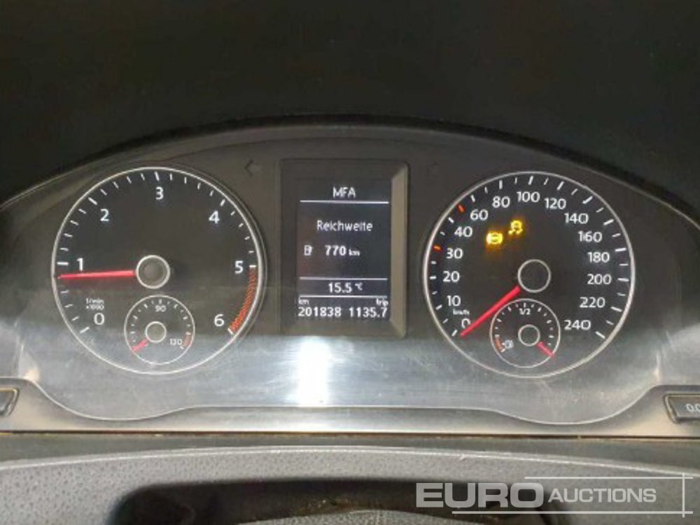 2014 Volkswagen Transporter T5 - فان المدمجة: صور 5 2014 Volkswagen Transporter T5 - فان المدمجة: صور 5