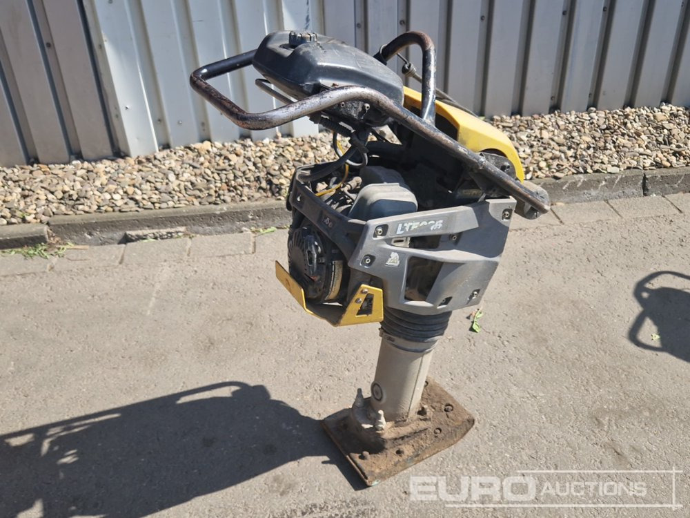 2015 Atlas Copco LT5005 - آلة أسفلت: صور 3 2015 Atlas Copco LT5005 - آلة أسفلت: صور 3