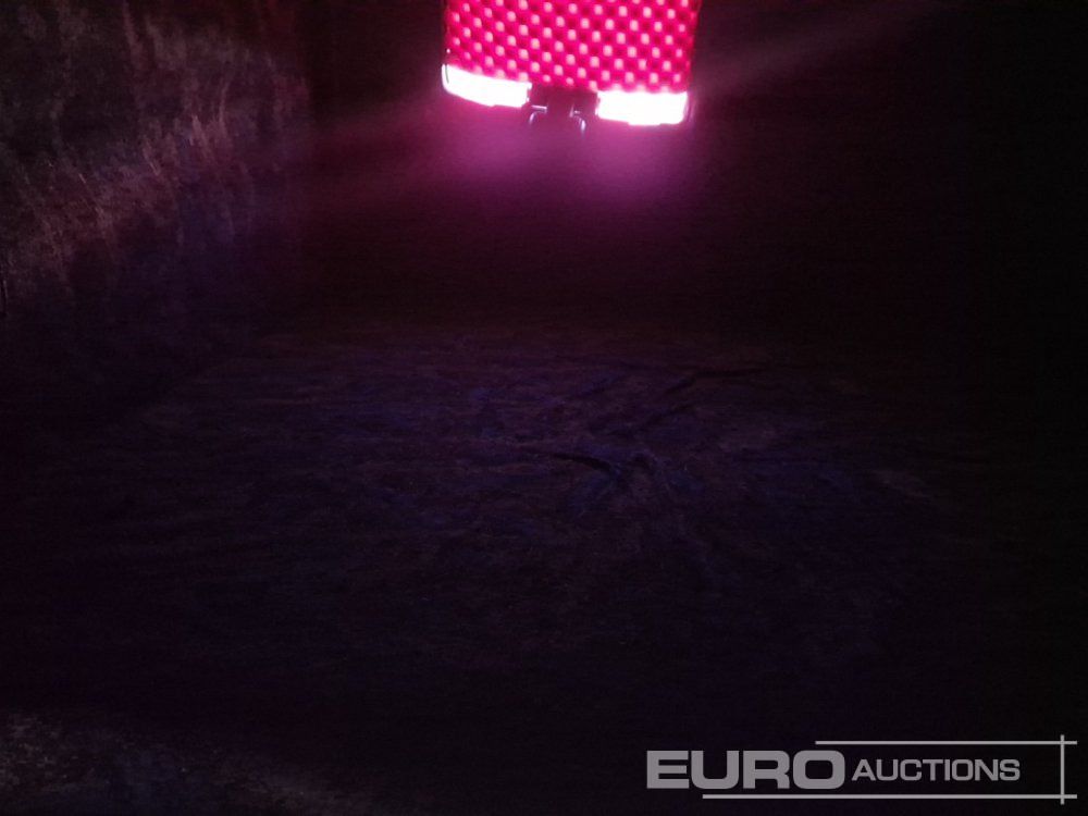 الشاحنات الصغيرة 2015 Renault Master: صور 20 الشاحنات الصغيرة 2015 Renault Master: صور 20