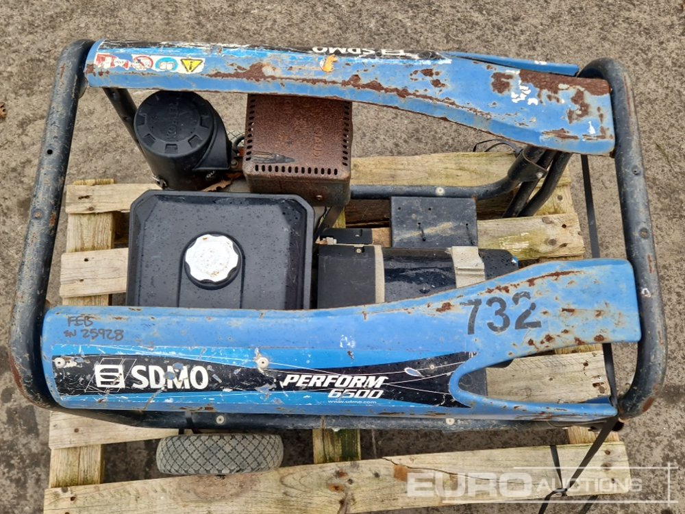 2015 SDMO PERFORM 6500 - مجموعة المولدات: صور 5 2015 SDMO PERFORM 6500 - مجموعة المولدات: صور 5