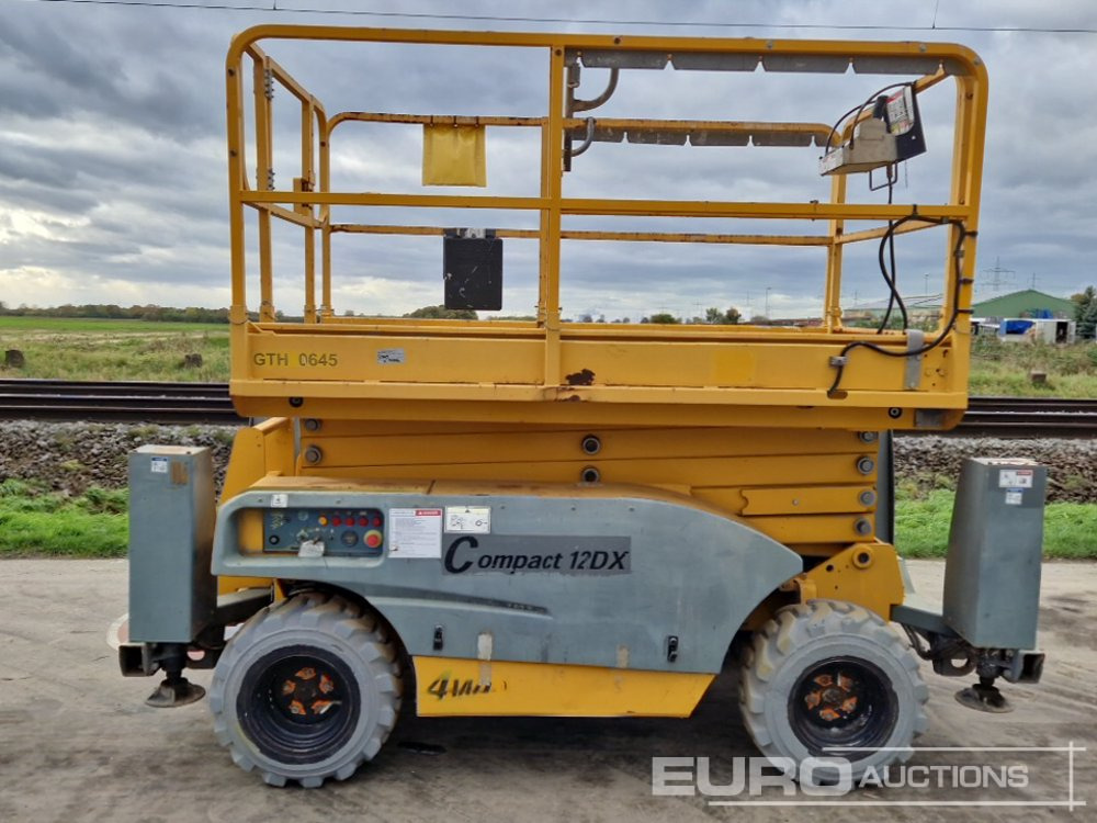 2017 Haulotte Compact 12DX - منصات هيدروليكية متنقلة: صور 2 2017 Haulotte Compact 12DX - منصات هيدروليكية متنقلة: صور 2