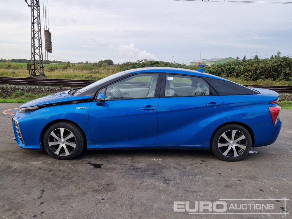 2017 Toyota Mirai Fuel Cell, Hydrogen Hybrid, Automatic (German Reg. Docs. Available) - سيارة: صور 2 2017 Toyota Mirai Fuel Cell, Hydrogen Hybrid, Automatic (German Reg. Docs. Available) - سيارة: صور 2