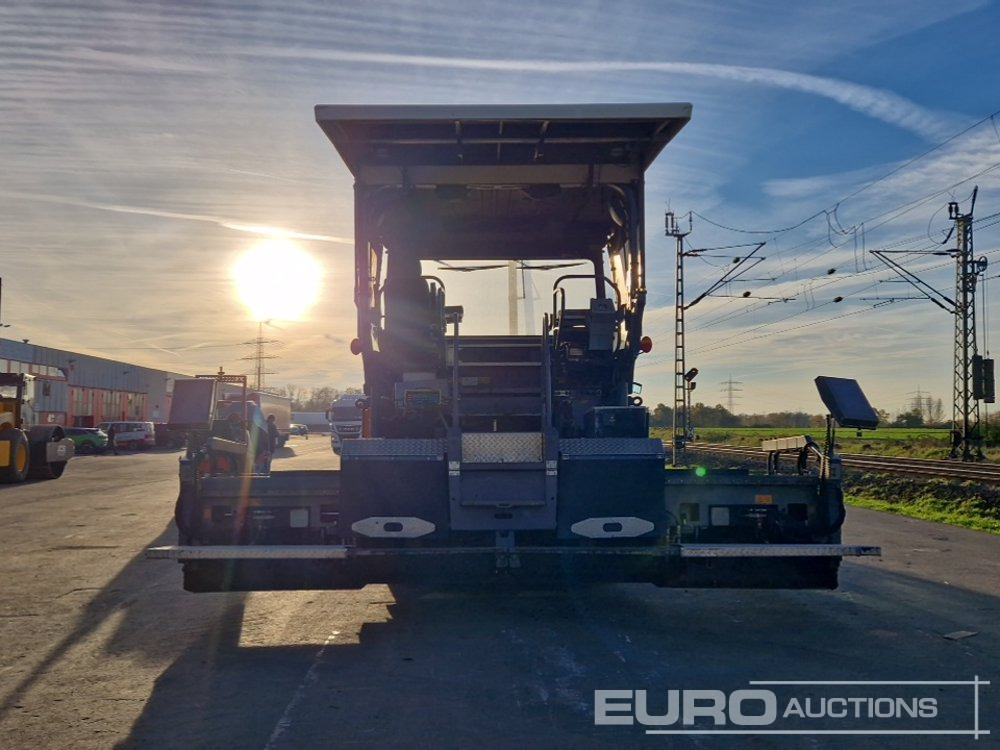 2017 Vögele SUPER 1803-3i - العامل بالقار: صور 4 2017 Vögele SUPER 1803-3i - العامل بالقار: صور 4