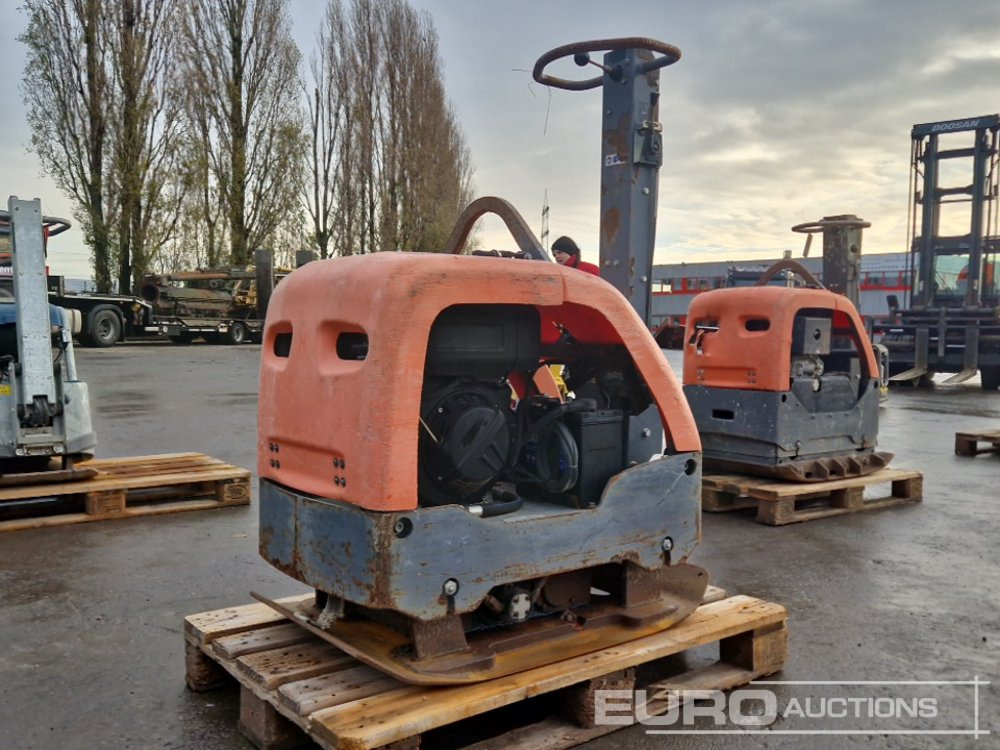 2018 Husqvarna LG400 - صفائح اهتزازية: صور 3 2018 Husqvarna LG400 - صفائح اهتزازية: صور 3