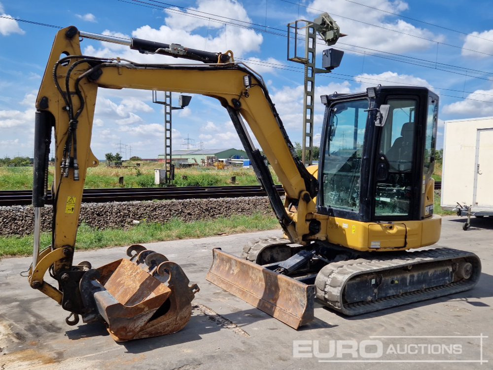 2019 CAT 305.5E2 - حفارة مصغرة: صور 1 2019 CAT 305.5E2 - حفارة مصغرة: صور 1