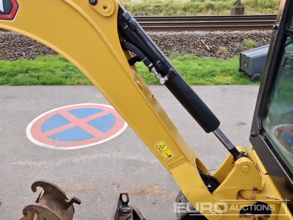 حفارة مصغرة 2022 CAT 301.8: صور 22 حفارة مصغرة 2022 CAT 301.8: صور 22