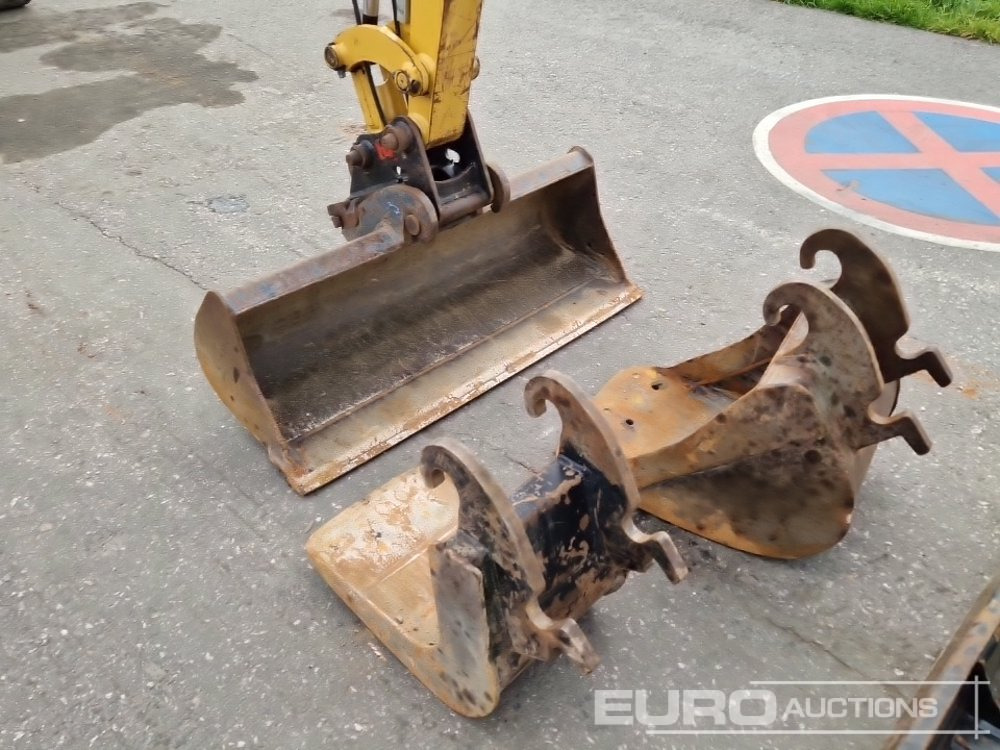 حفارة مصغرة 2022 CAT 301.8: صور 15 حفارة مصغرة 2022 CAT 301.8: صور 15