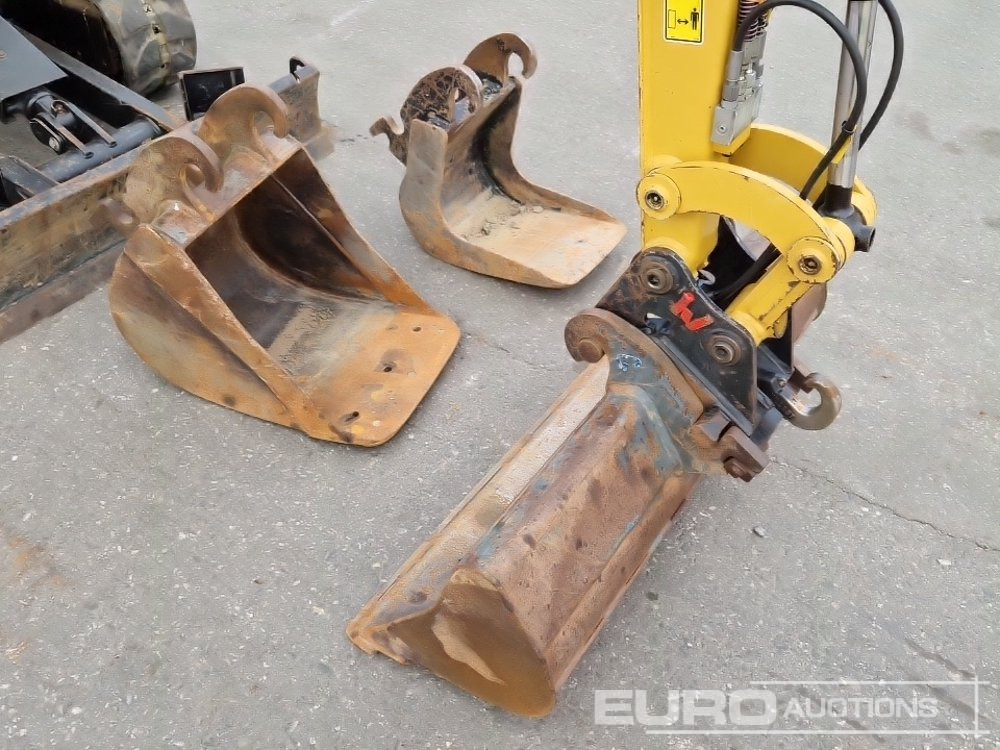 حفارة مصغرة 2022 CAT 301.8: صور 16 حفارة مصغرة 2022 CAT 301.8: صور 16