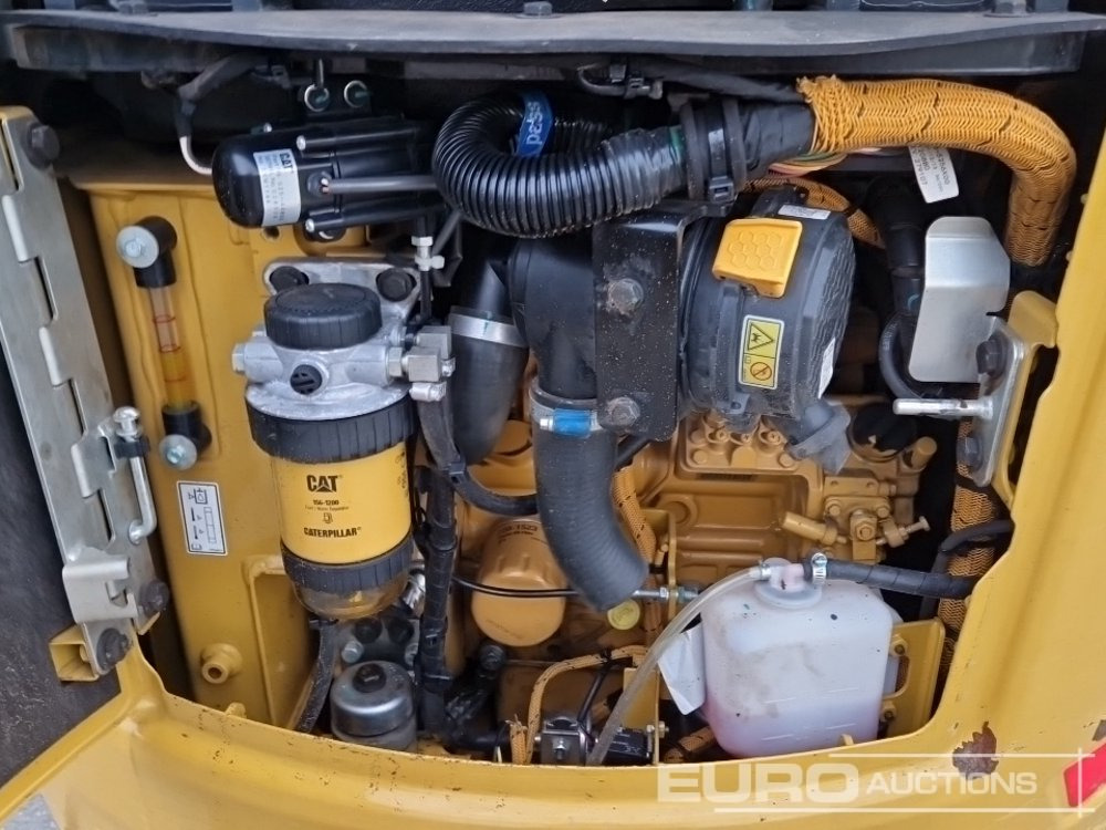 حفارة مصغرة 2022 CAT 301.8: صور 12 حفارة مصغرة 2022 CAT 301.8: صور 12