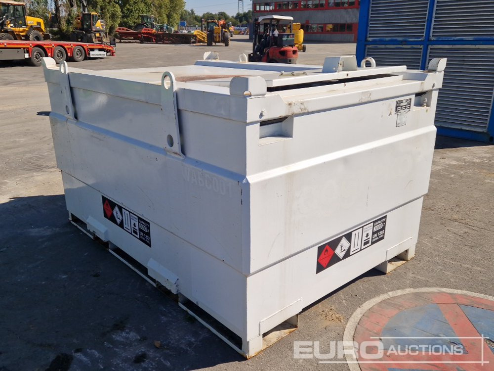 3000Ltr. Diesel Bowser - خزان تخزين: صور 4 3000Ltr. Diesel Bowser - خزان تخزين: صور 4