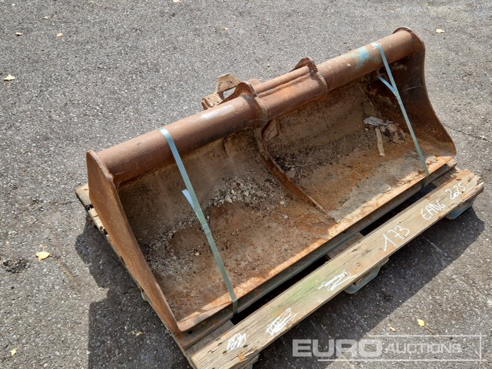 48" Ditching Bucket, ARDEN to suit 3-5 Ton Excavator - بكت: صور 4 48" Ditching Bucket, ARDEN to suit 3-5 Ton Excavator - بكت: صور 4