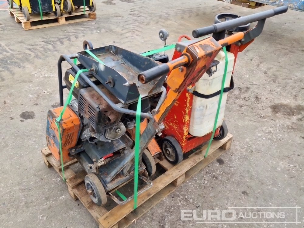 Belle, Husqvarna Concrete Saw (2 of) - آلة أسفلت: صور 2 Belle, Husqvarna Concrete Saw (2 of) - آلة أسفلت: صور 2