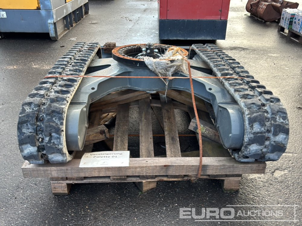 Complete Undercarriage, Tracks, Blade to suit Excavator - قطع الغيار - حفارة: صور 4 Complete Undercarriage, Tracks, Blade to suit Excavator - قطع الغيار - حفارة: صور 4