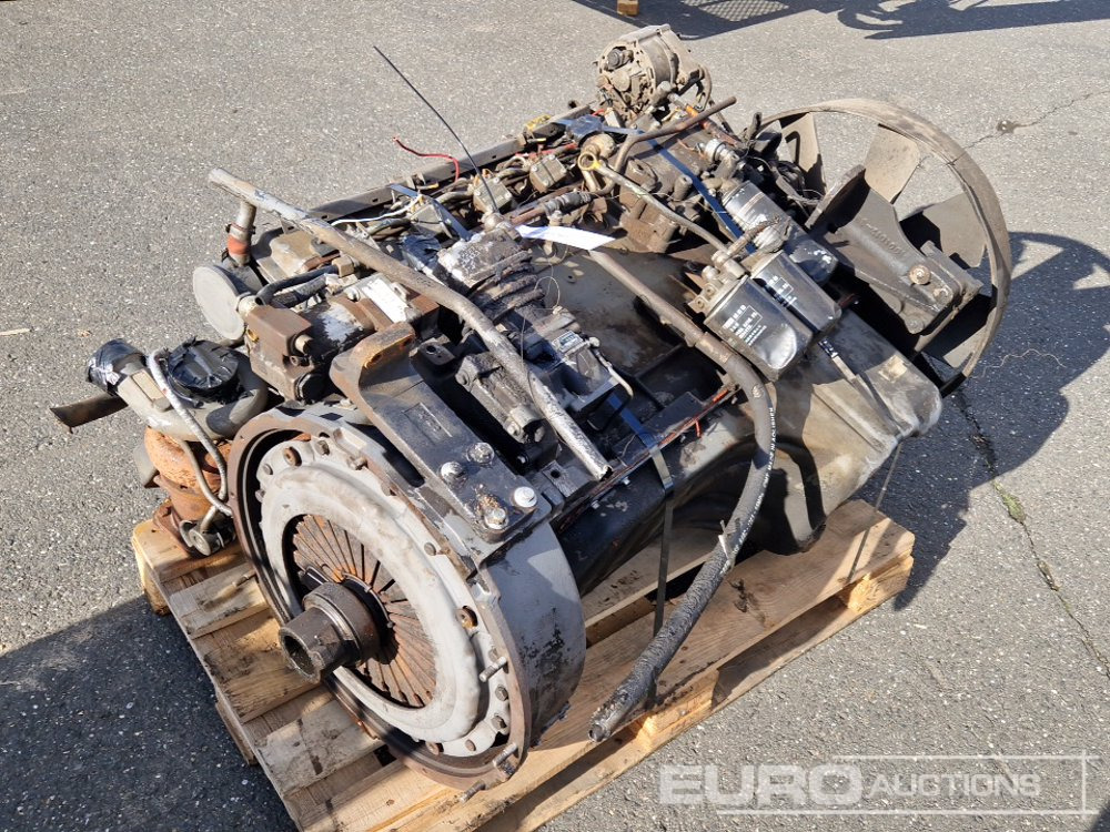 Deutz 6 Cylinder Turbo Diesel Engine - المحرك: صور 1 Deutz 6 Cylinder Turbo Diesel Engine - المحرك: صور 1