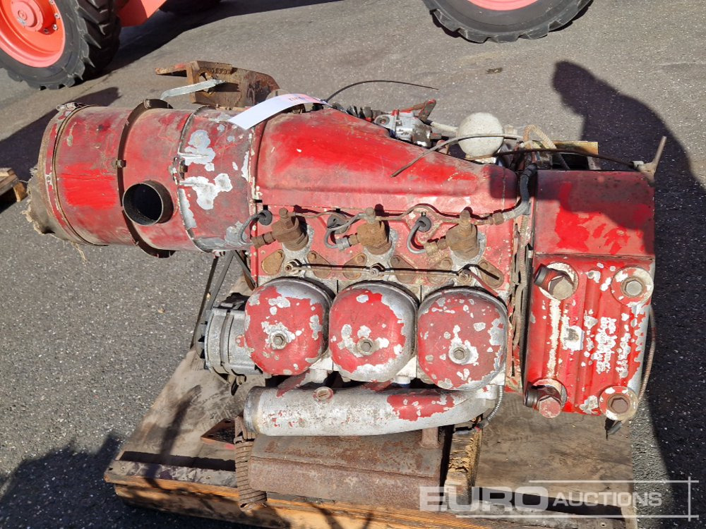 Deutz F4L812 - المحرك: صور 5 Deutz F4L812 - المحرك: صور 5