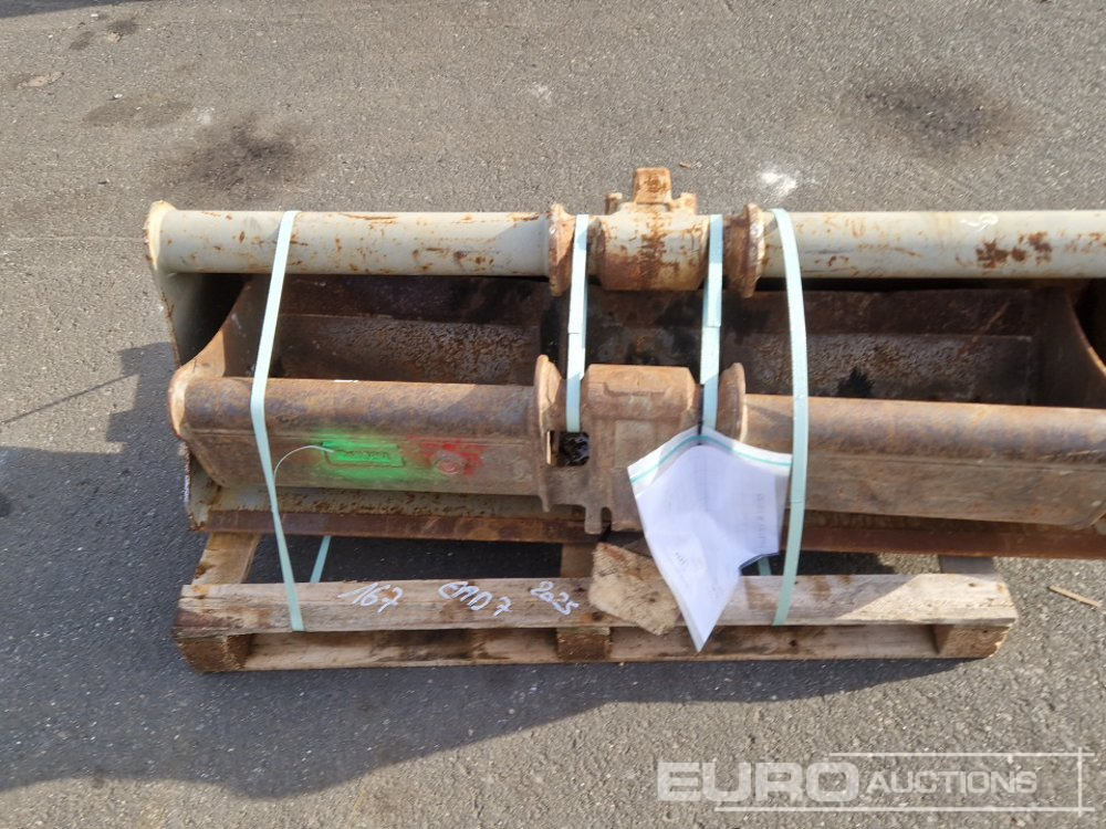 Ditching Buckets, MORIN (2 of) - بكت: صور 5 Ditching Buckets, MORIN (2 of) - بكت: صور 5