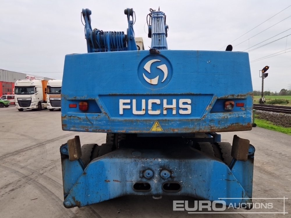 Fuchs MHL331 - حفارة على عجلات: صور 4 Fuchs MHL331 - حفارة على عجلات: صور 4