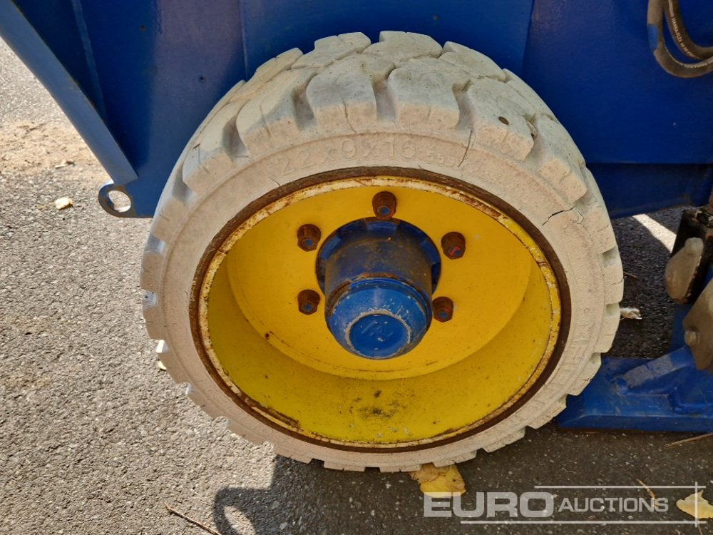 Holland Lift N-165 EL12 - منصات هيدروليكية متنقلة: صور 4 Holland Lift N-165 EL12 - منصات هيدروليكية متنقلة: صور 4