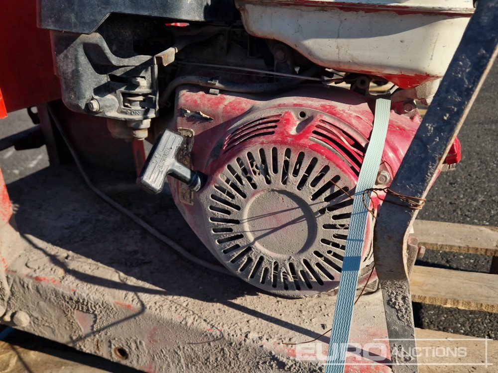 Husqvarna FS400LV - آلة أسفلت: صور 5 Husqvarna FS400LV - آلة أسفلت: صور 5