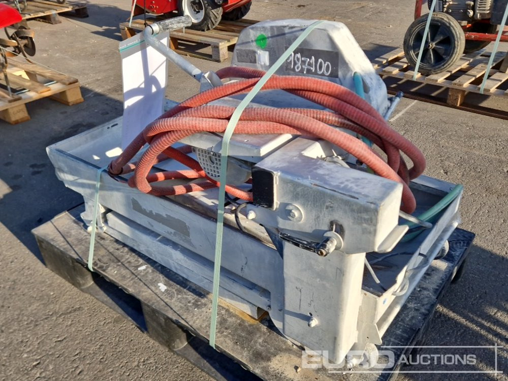 Husqvarna TS350E - آلة أسفلت: صور 2 Husqvarna TS350E - آلة أسفلت: صور 2