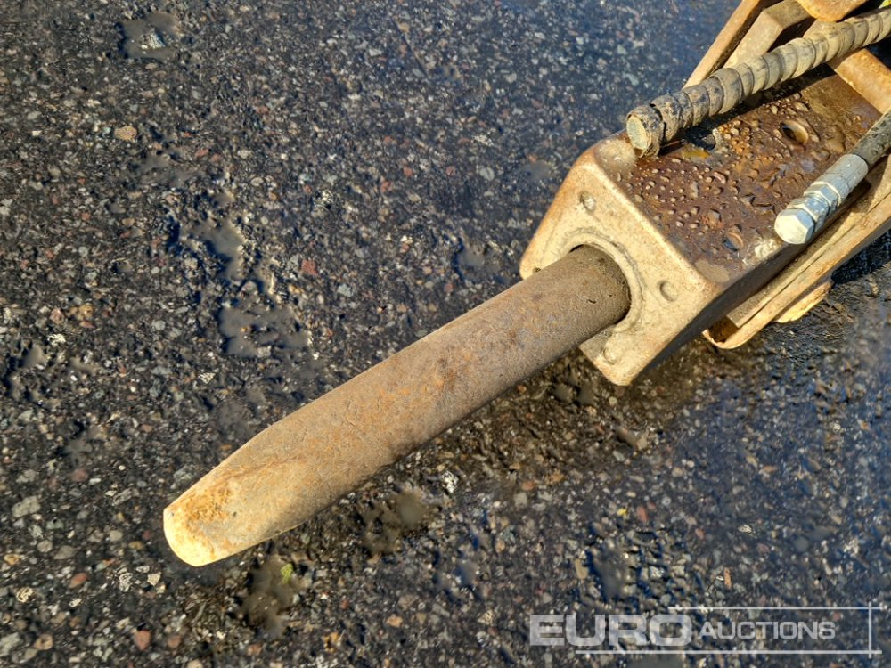 Hydraulic Breaker to suit Mini Excavator - مطرقة هيدروليكية: صور 5 Hydraulic Breaker to suit Mini Excavator - مطرقة هيدروليكية: صور 5