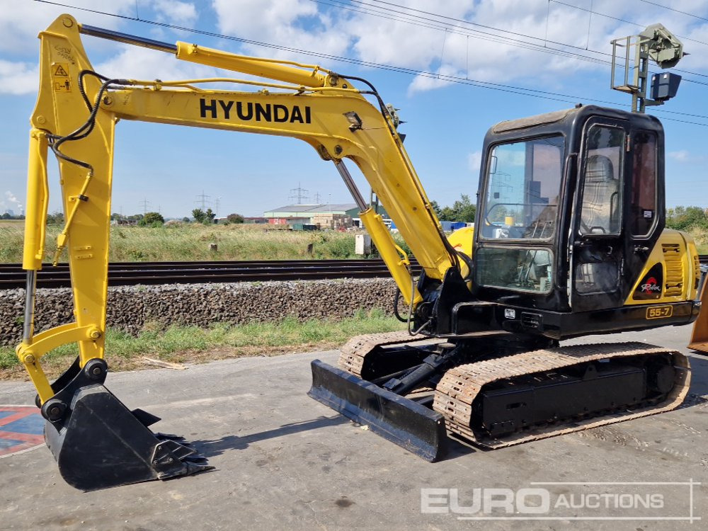 Hyundai R55-7 - حفارة مصغرة: صور 1 Hyundai R55-7 - حفارة مصغرة: صور 1