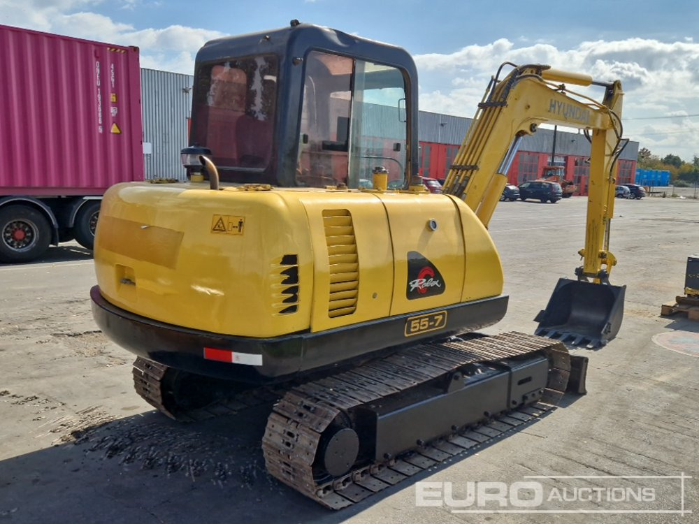 Hyundai R55-7 - حفارة مصغرة: صور 5 Hyundai R55-7 - حفارة مصغرة: صور 5