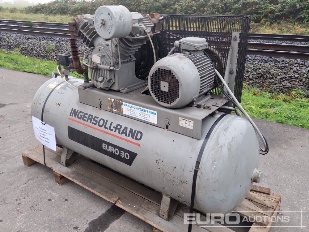Ingersoll Rand Static Workshop Compressor - ضاغط الهواء: صور 1 Ingersoll Rand Static Workshop Compressor - ضاغط الهواء: صور 1