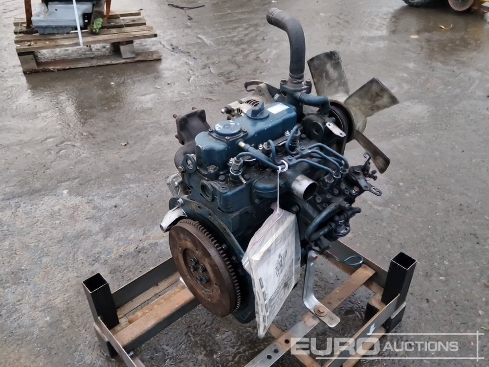 Kubota 1105 - المحرك: صور 1 Kubota 1105 - المحرك: صور 1