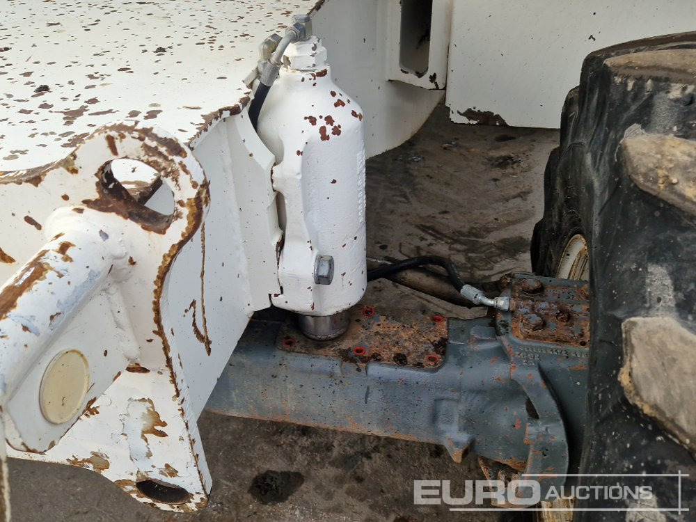 حفارة على عجلات Liebherr A900C: صور 13 حفارة على عجلات Liebherr A900C: صور 13