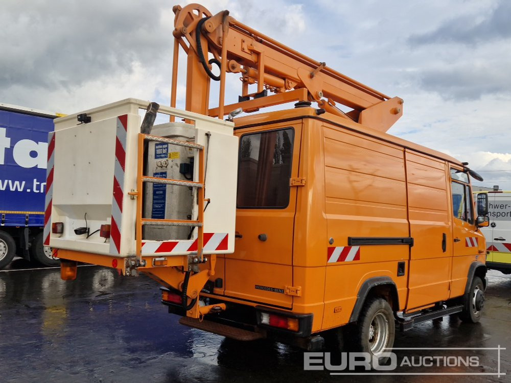 Mercedes 612D - مصاعد الازدهار محمولة على شاحنة: صور 5 Mercedes 612D - مصاعد الازدهار محمولة على شاحنة: صور 5