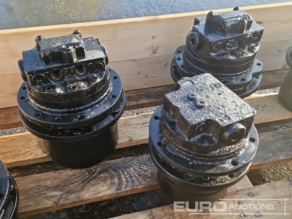 Pallet of Final Drives - قطع الغيار - حفارة: صور 5 Pallet of Final Drives - قطع الغيار - حفارة: صور 5