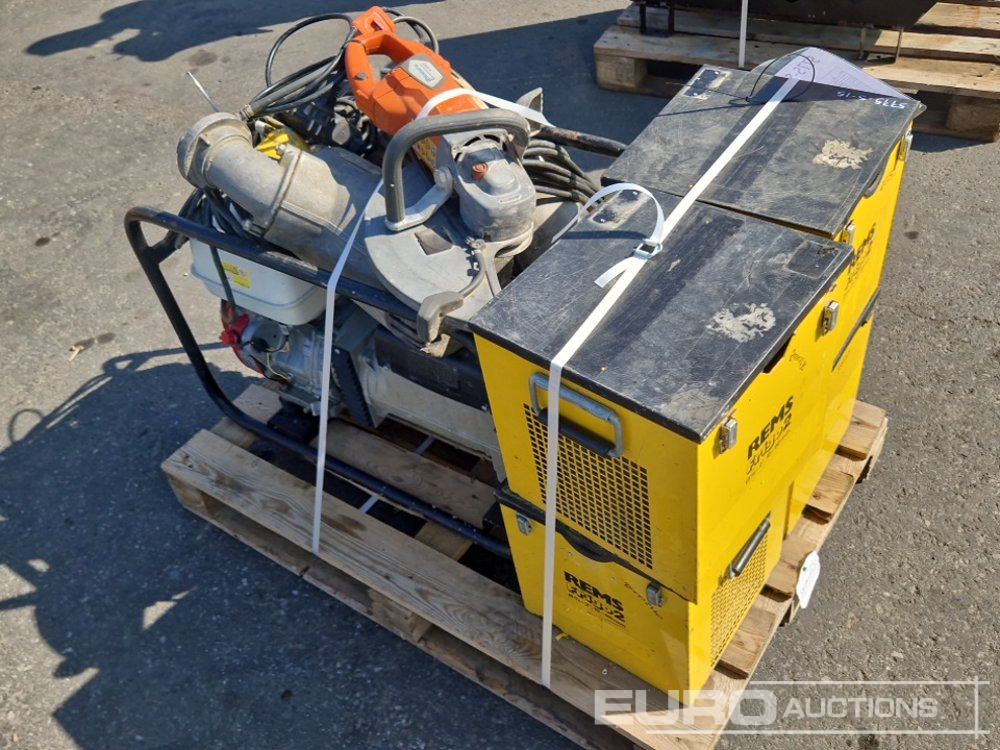Pallet of Water Pumps, Generator, Angle Grinder, Electric Pipe Freezing Units - مضخة مياه: صور 2 Pallet of Water Pumps, Generator, Angle Grinder, Electric Pipe Freezing Units - مضخة مياه: صور 2
