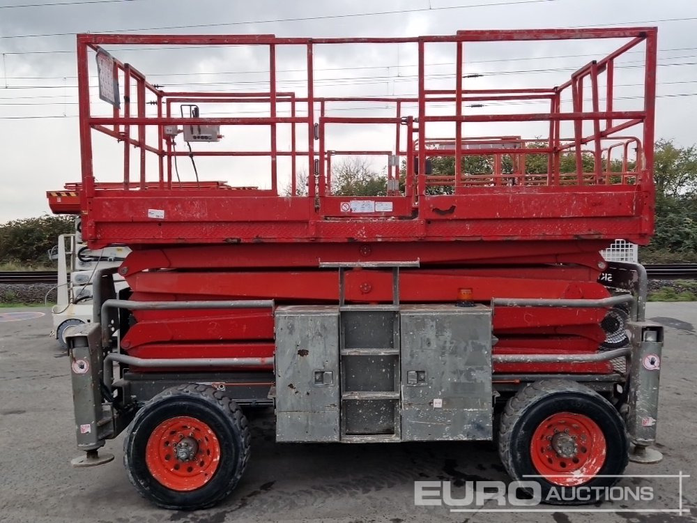 SkyJack SJ8841 - منصات هيدروليكية متنقلة: صور 2 SkyJack SJ8841 - منصات هيدروليكية متنقلة: صور 2