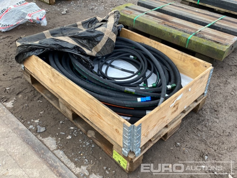 Terex I-140 Oil Cooler Hose Kit - معدات البناء: صور 4 Terex I-140 Oil Cooler Hose Kit - معدات البناء: صور 4