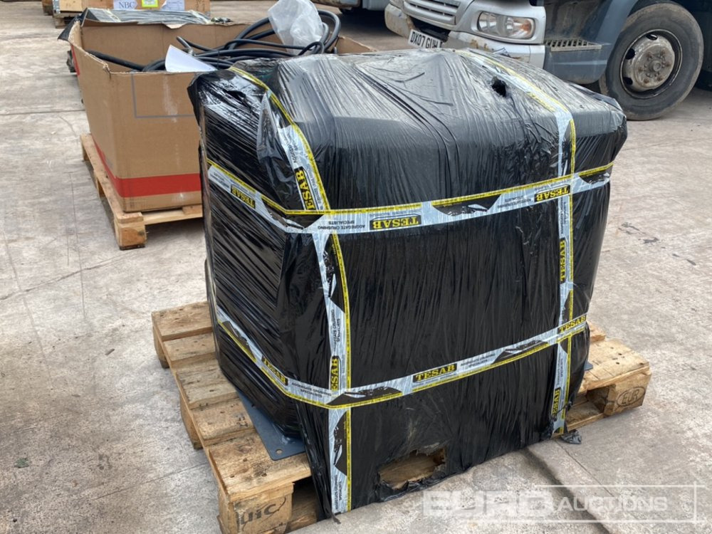 Tesab 1008 Hydraulic Tanks - خزان هيدروليكي: صور 1 Tesab 1008 Hydraulic Tanks - خزان هيدروليكي: صور 1