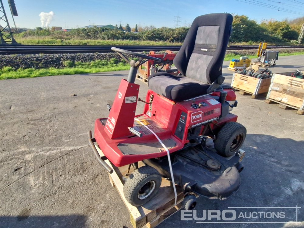 Toro HMRB1600 Ride on Lawnmover - جزازة المروج: صور 1 Toro HMRB1600 Ride on Lawnmover - جزازة المروج: صور 1