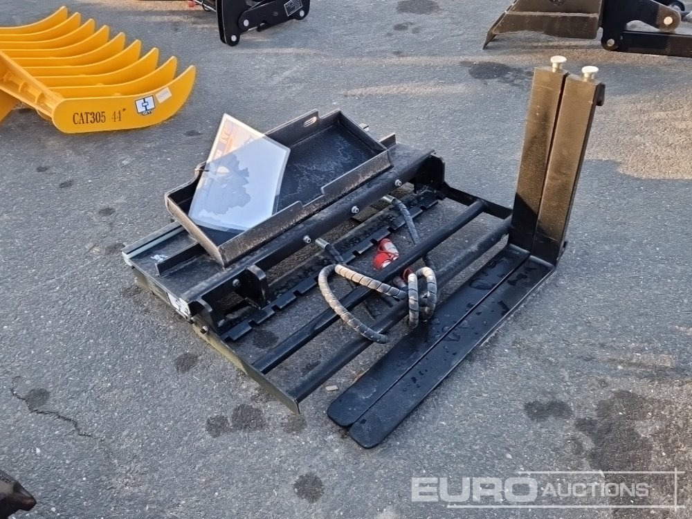 Unused 2025 GIYI Side Shift Fork to suit Skidsteer Loader - معدات المناولة: صور 3 Unused 2025 GIYI Side Shift Fork to suit Skidsteer Loader - معدات المناولة: صور 3