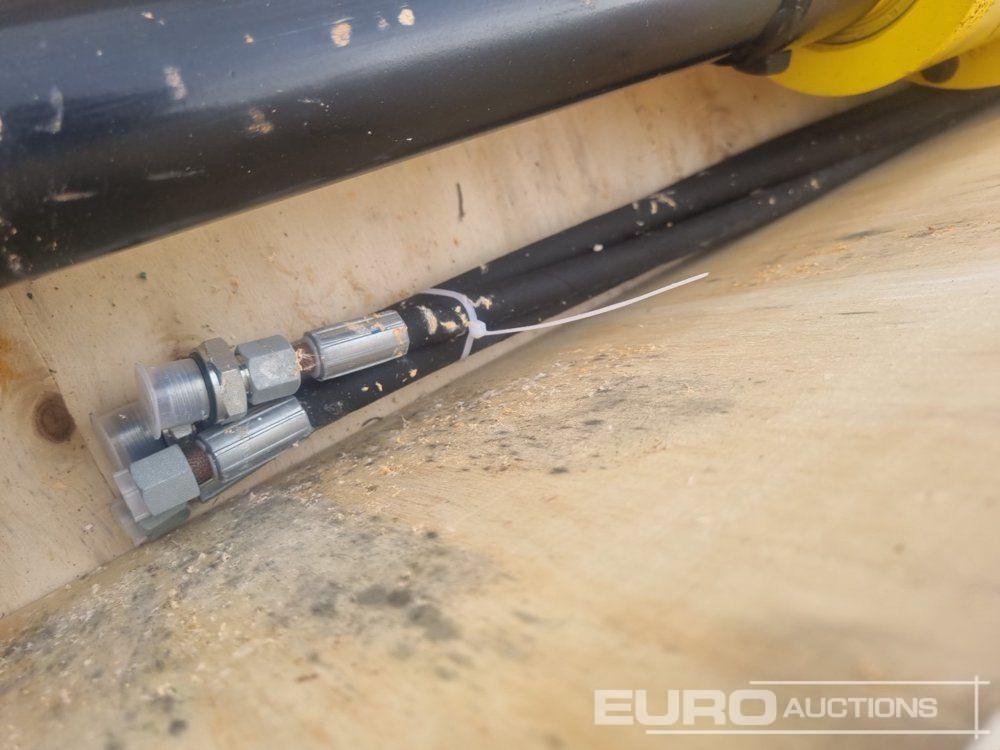 Unused Auger to suit 1 Ton Mini Excavator - ملحقات - حفارة: صور 5 Unused Auger to suit 1 Ton Mini Excavator - ملحقات - حفارة: صور 5
